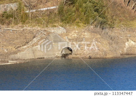 八ッ場ダムに沈んだ線路08 八ッ場ダムに沈んだ線路08 113347447