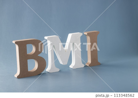 ボディマス指数・BMI=体重(kg)÷(身長(m))² ボディマス指数・BMI=体重(kg)÷(身長(m))² 113348562