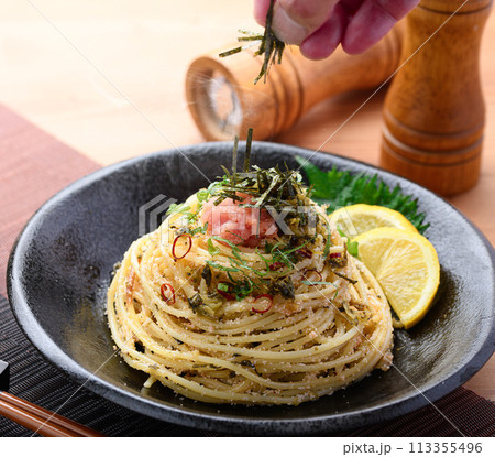 高菜と明太子の和風パスタ 高菜と明太子の和風パスタ 113355496