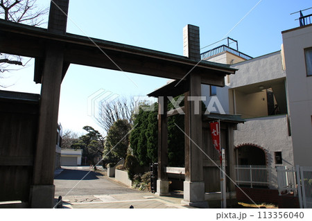 東京都港区白金台の瑞聖寺山門 東京都港区白金台の瑞聖寺山門 113356040