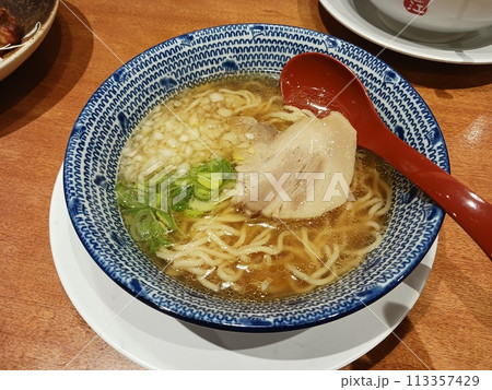 近江ちゃんぽん亭の黄金だしラーメン 近江ちゃんぽん亭の黄金だしラーメン 113357429