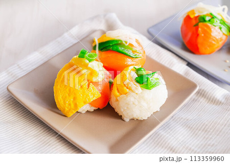 サーモンの手まり寿司 113359960