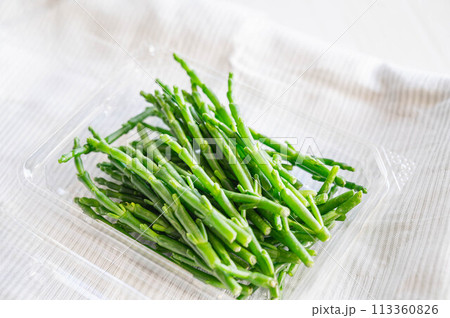 パック入りシーアスパラガス 113360826