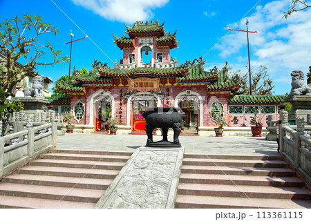ベトナムのホイアンにある福建会館の美しい風景 ベトナムのホイアンにある福建会館の美しい風景 113361115