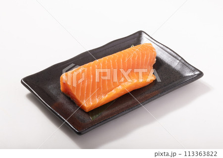 ［チリ産］生食用　トラウトサーモン　柵　（養殖） 113363822