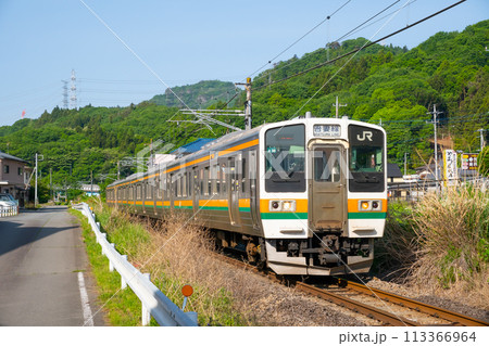JR吾妻線　211系　渋川⇄大前　2023 113366964