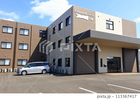 老人ホームのイメージ（住宅型有料老人ホーム） 113367417