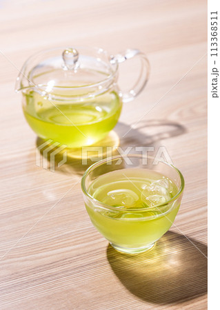 冷たい緑茶 113368511
