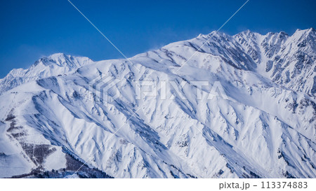 冬の白馬村 冠雪した北アルプス 遠景 冬の白馬村 冠雪した北アルプス 遠景 113374883