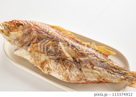 一匹丸ごとイトヨリダイ塩焼き 113374912