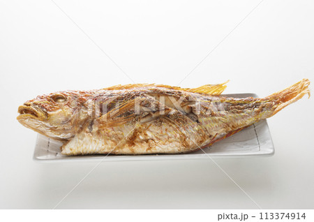 一匹丸ごとイトヨリダイ塩焼き 113374914