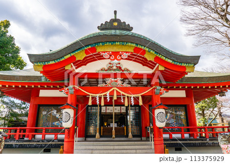 大阪府池田市室町の呉服神社（くれはじんじゃ）　呉服媛（くれはとりのひめ）の神社　拝殿 113375929