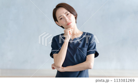 美容クリニック　エステサロン　スタッフ 113381269