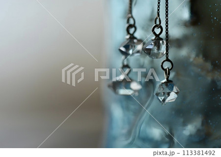 ハーキマーダイヤモンドのシルバーピアス パワーストーン ハーキマーダイヤモンドのシルバーピアス パワーストーン 113381492