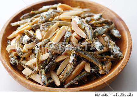 アーモンドフィッシュ 113386128