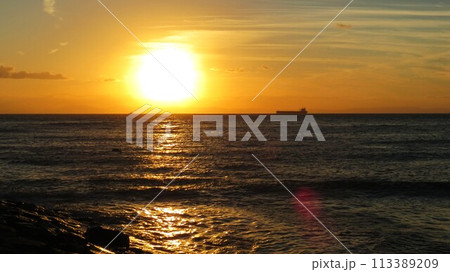 水平線と夕焼け 水平線と夕焼け 113389209