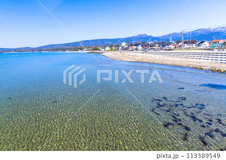 【新潟県_佐渡_佐和田海岸】夏を待つ佐和田海水浴場  113389549