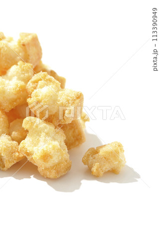 おかきを白背景で撮影 おかきを白背景で撮影 113390949