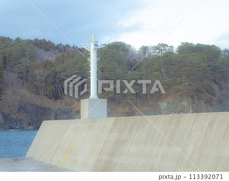 蛸の浜の白い灯台 蛸の浜の白い灯台 113392071