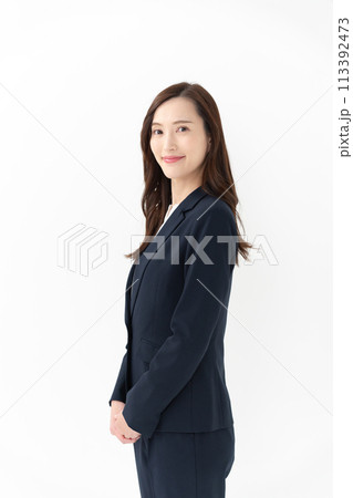 ビジネス 女性 ロングヘア ビジネス 女性 ロングヘア 113392473