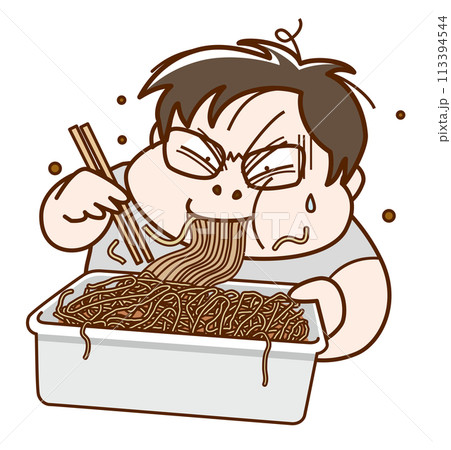 超大盛りのカップ焼きそばを食べる男性 113394544