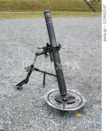 展示される陸上自衛隊の迫撃砲 展示される陸上自衛隊の迫撃砲 113402147