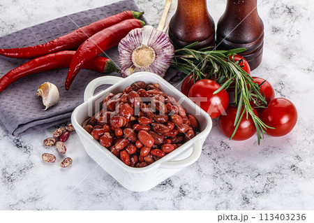 Red canned beans in the bowl Red canned beans in the bowl 113403236