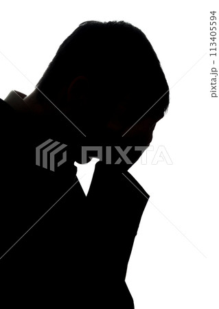 Portrait of a young man, side view 113405594