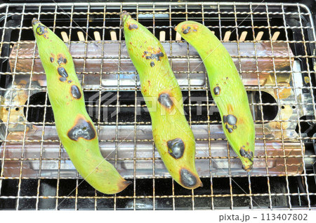 そらまめを焼く そらまめを焼く 113407802