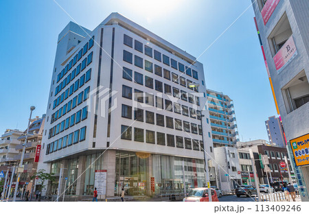 千葉銀行松戸支店が入るちばぎん松戸ビル 千葉銀行松戸支店が入るちばぎん松戸ビル 113409246