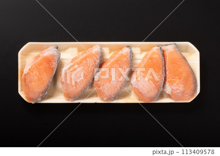 冷凍　塩銀さけ　（チリ産　養殖）（宮城県加工） 113409578