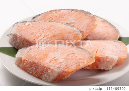 冷凍　塩銀さけ　（チリ産　養殖）（宮城県加工） 113409592