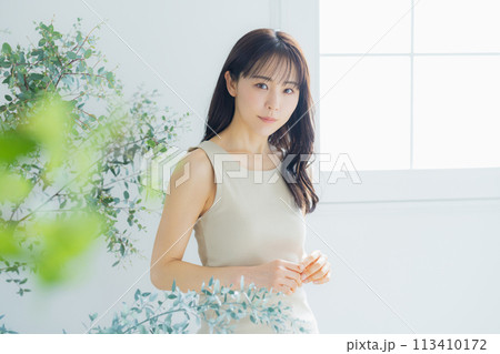 若い女性のポートレート 若い女性のポートレート 113410172