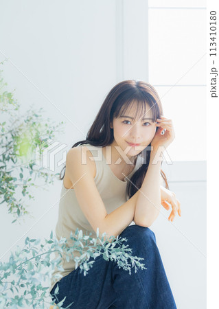 若い女性のポートレート 若い女性のポートレート 113410180