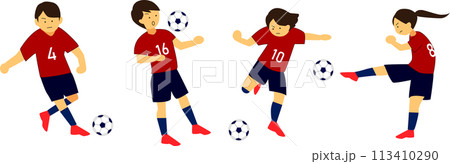 サッカーをするの子どものイラスト素材 113410290