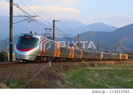 【JR四国】8000系「しおかぜ・いしづち」(予讃線:壬生川~玉之江) 【JR四国】8000系「しおかぜ・いしづち」(予讃線:壬生川~玉之江) 113411581
