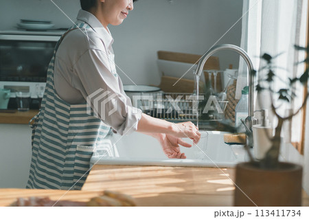 a forty-something woman 113411734