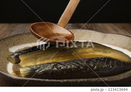 茄子の煮浸し 盛り付け 113413694