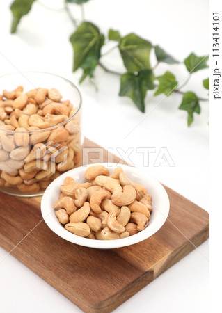 美味しそうなカシューナッツ 美味しそうなカシューナッツ 113414101