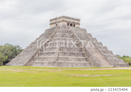 Old pyramid and temple of the castle of the Mayan architecture known as Chichen Itza these are the ruins of this ancient pre-columbian civilization and part of humanity Old pyramid and temple of the castle of the Mayan architecture known as Chichen Itza these are the ruins of this ancient pre-columbian civilization and part of humanity 113415404