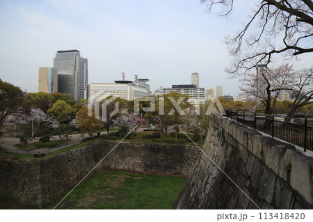 大阪城公園周辺 〈大阪歴史博物館、NHK大阪拠点放送局〉  113418420
