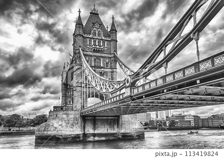 Tower Bridge, London, UK 113419824