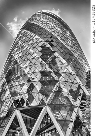 30 St Mary Axe aka Gherkin Building, London, UK 113419828