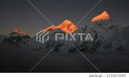 Mount Everest and Nuptse at sunset, view from Kala Patthar, Nepal. 113421043