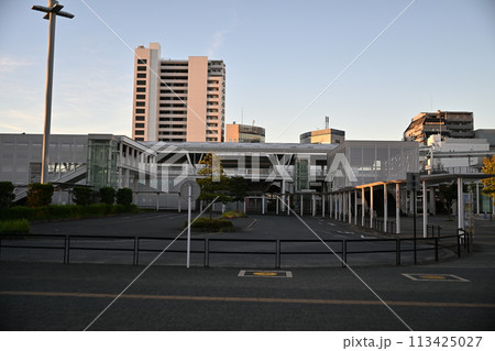 JR辻堂駅前のショッピングモール 113425027