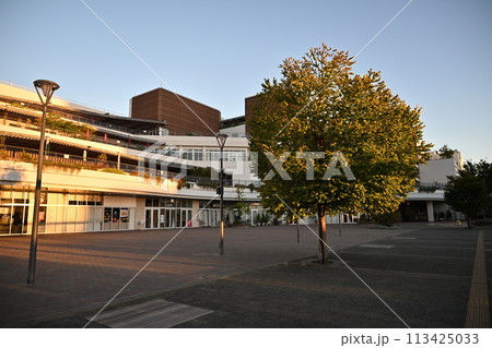 JR辻堂駅前のショッピングモール 113425033