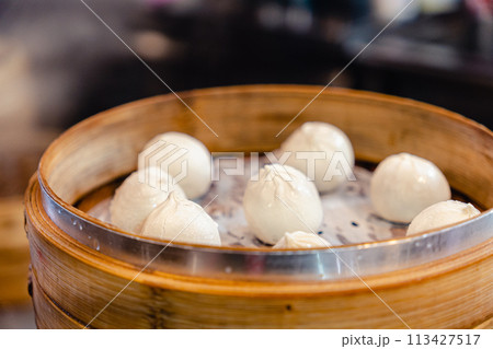 台湾　中華　肉まん　 113427517