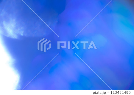ディープブルー系ミックスカラーファンタジーイメージ　(背景素材) 113431490