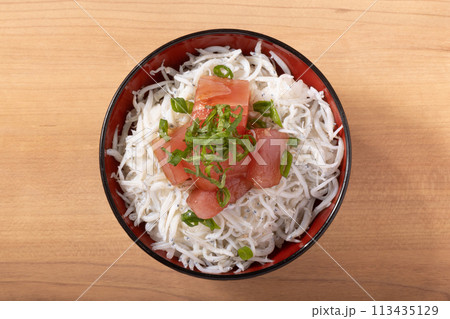 まぐろしらす丼 (静岡県産 きはだまぐろ) まぐろしらす丼 (静岡県産 きはだまぐろ) 113435129
