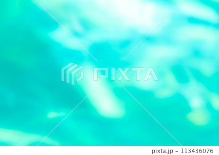 グリーンカラー系の動きのあるイメージ　(背景素材) 113436076